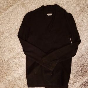 Black V-neck Cashmere sweater